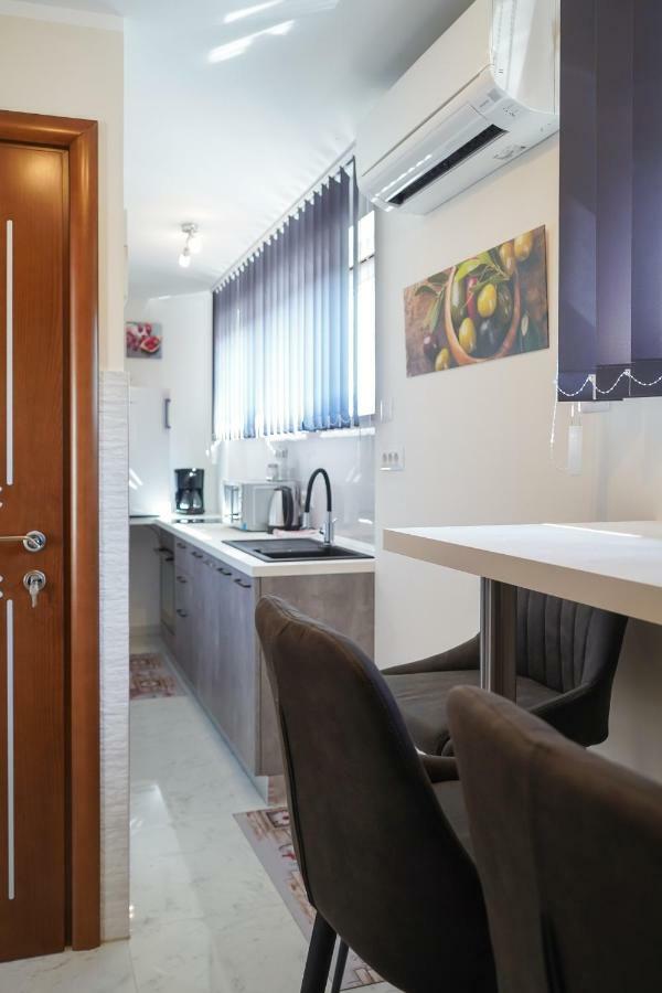 Apartments Edi & Tea มาลินสกา ภายนอก รูปภาพ