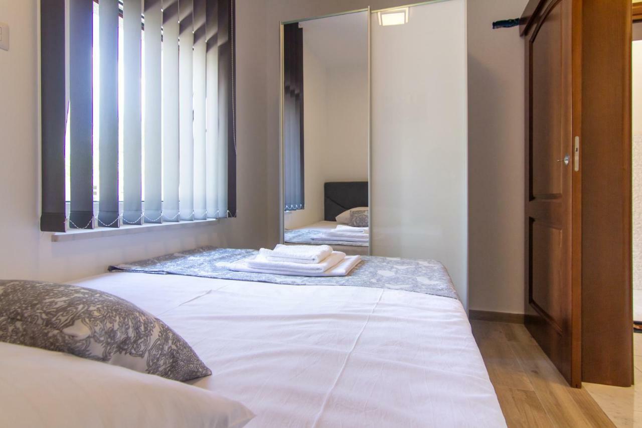 Apartments Edi & Tea มาลินสกา ภายนอก รูปภาพ