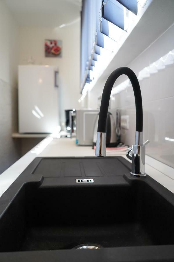 Apartments Edi & Tea มาลินสกา ภายนอก รูปภาพ