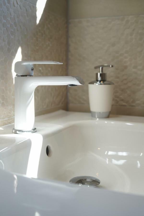 Apartments Edi & Tea มาลินสกา ภายนอก รูปภาพ