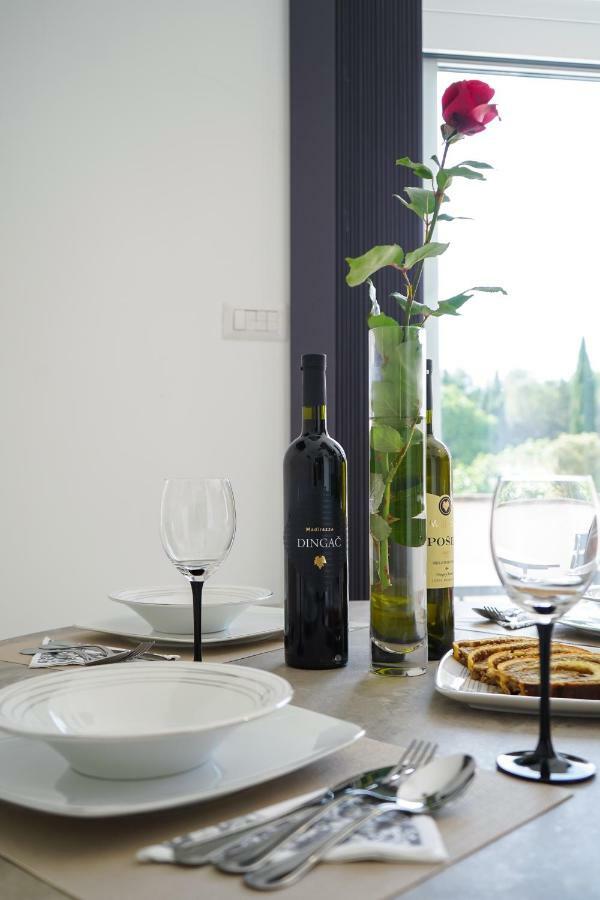 Apartments Edi & Tea มาลินสกา ภายนอก รูปภาพ