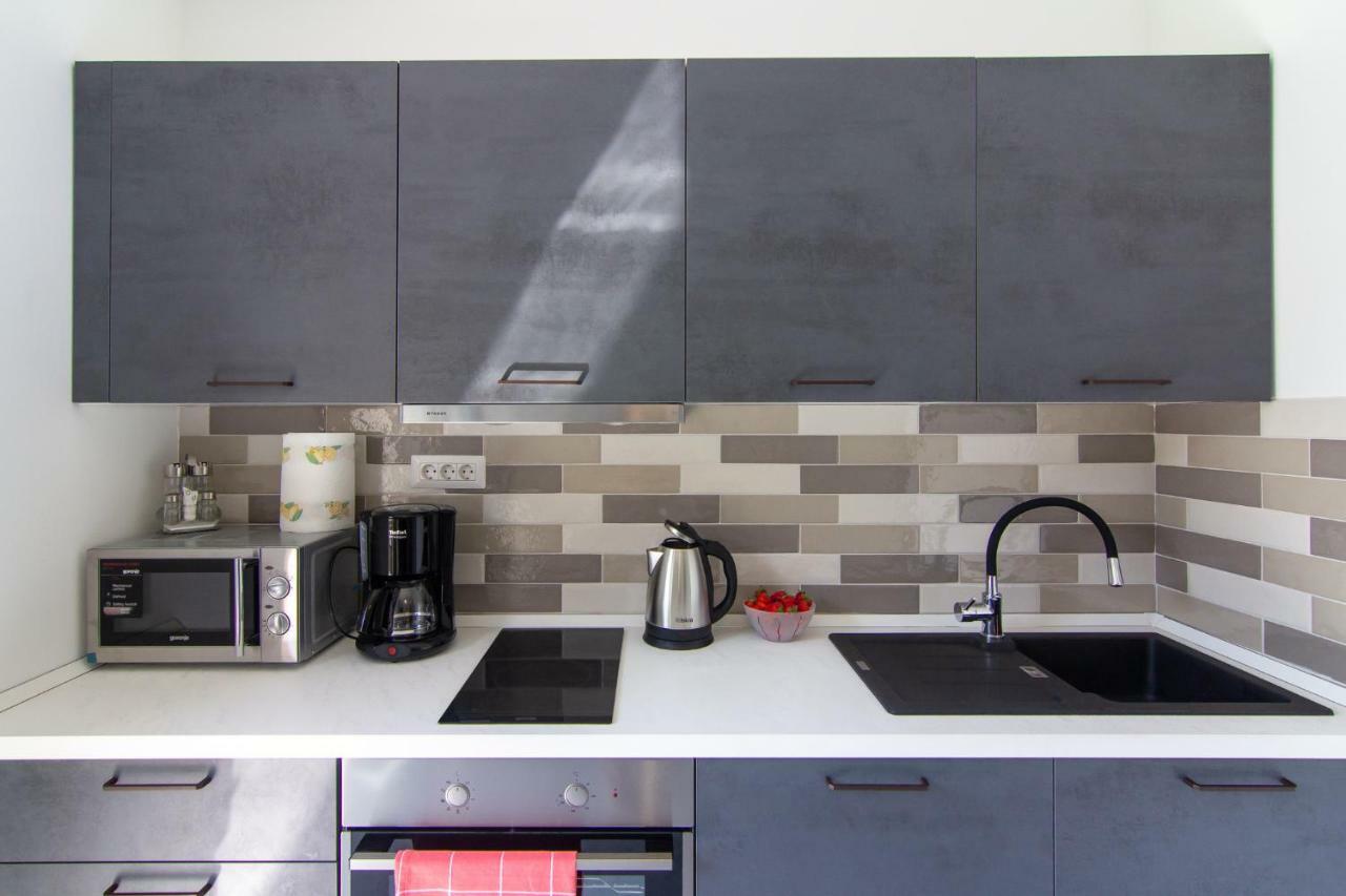 Apartments Edi & Tea มาลินสกา ภายนอก รูปภาพ