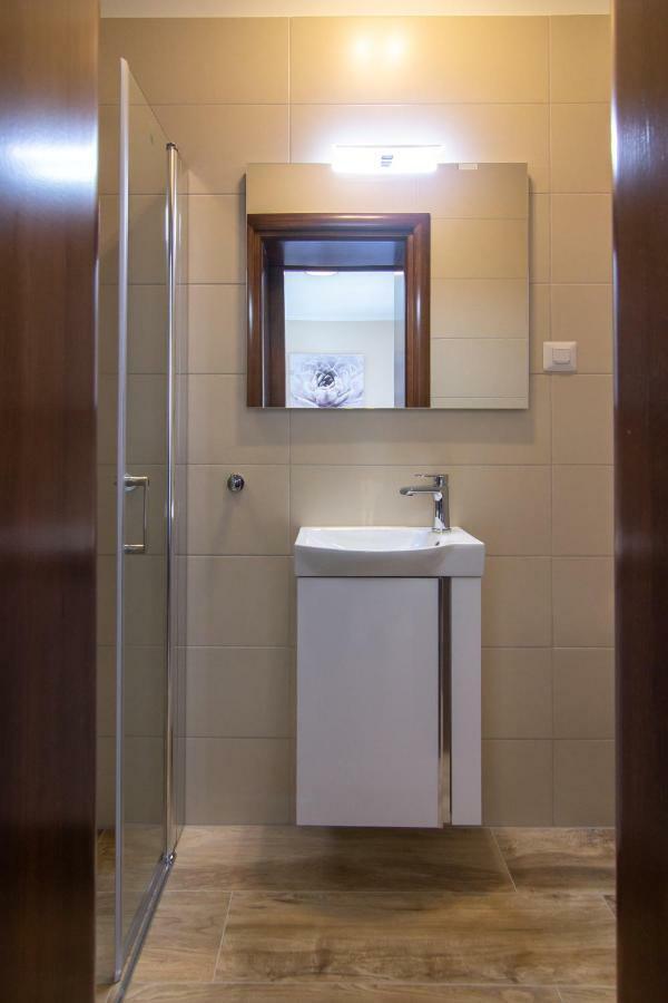 Apartments Edi & Tea มาลินสกา ภายนอก รูปภาพ